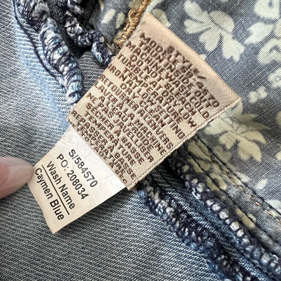 GARAGE Denim Vest - Jean - Light Blue - Button Up - Pockets - Distressed -  XS - Picture 8 of 9